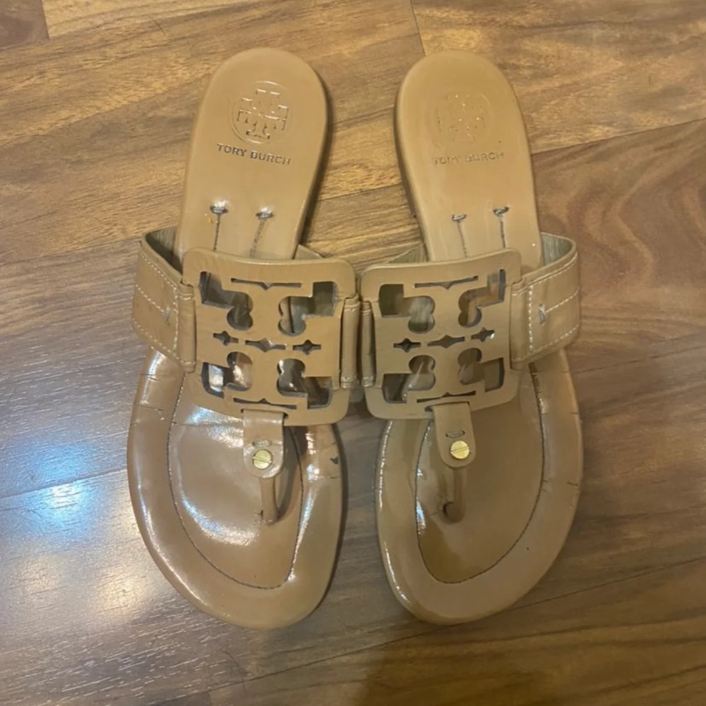 tory burch sandals